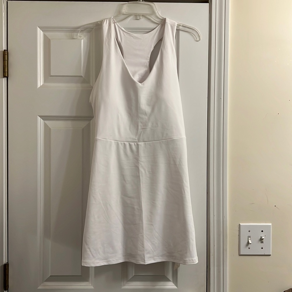 Athleisure dress in white super comfy!